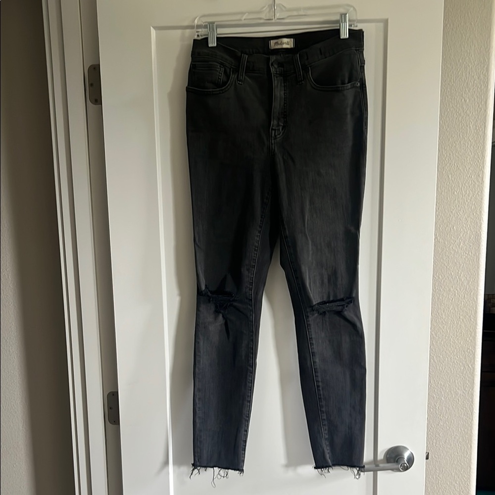 Madewell Black Ankle Cropped Jeans with Distressed Details